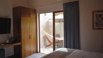 Deluxe Suite | 1 bedroom, Frette Italian sheets, premium bedding, down comforters