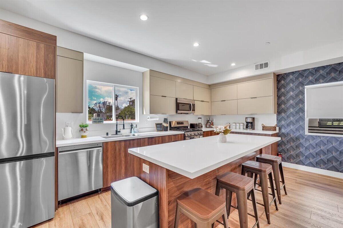 ห้องซูพีเรีย | ครัวส่วนตัว | ตู้เย็นขนาดใหญ่, ไมโครเวฟ, เตาอบ, เตาประกอบอาหาร