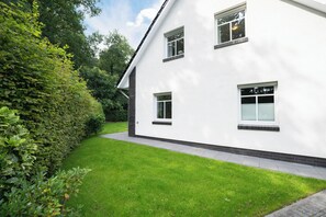 Property grounds - Vacation home Seejuwel at the Thülsfelder dam (Friesoythe)