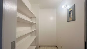 Superior Studio Suite, 1 Katil Ratu (Queen), Non Smoking, Kitchen | Kemudahan bilik