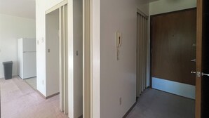 Superior Studio Suite, 1 Katil Ratu (Queen), Non Smoking, Kitchen | Langsir/tirai gelap terus, Wi-fi percuma, cadar katil 
