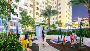 Children’s play area – outdoor