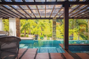 Outdoor pool - Pousada Rancho Queimado (Aguas Mornas)