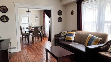 Smart TV, table football