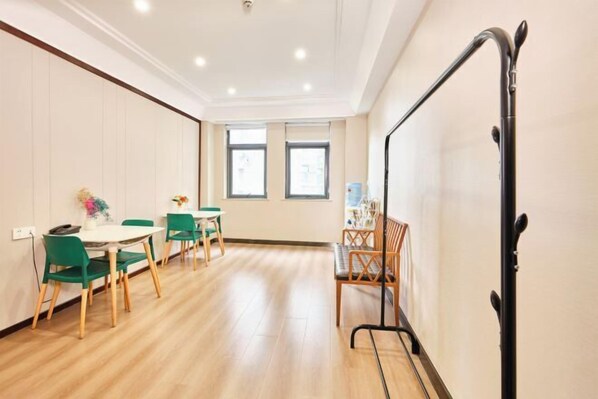 Gym - Runxi Yueju Hotel (Zhengzhou Erqi Wanda Plaza) (Zhengzhou)