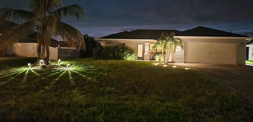 Charming 3-bedroom home with heated saltwater pool in beautiful Cape Coral