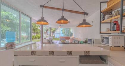 Lakeside Retreat Spacious Family Villa