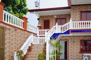 Unclassified image, 2 of 24, button - RedDoorz Plus @ Billys Resort Oslob (Oslob)