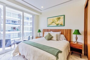 컴포트 아파트, 발코니, 수영장 전망 | 2 개의 침실, 무료 WiFi