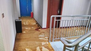 Gambar tidak terklasifikasi, 5 dari 71, tombol
