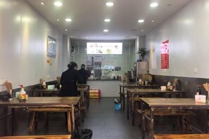Restaurant - Yaju Homestay Hotel (Zunyi Conference Site) (Zunyi)
