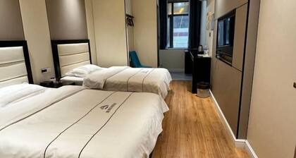 Yaju Homestay Hotel (Zunyi Conference Site)