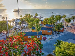 Family Cabin | Terrace/patio - Aqua Lodges at 47th Street Gulfside (Marathon)
