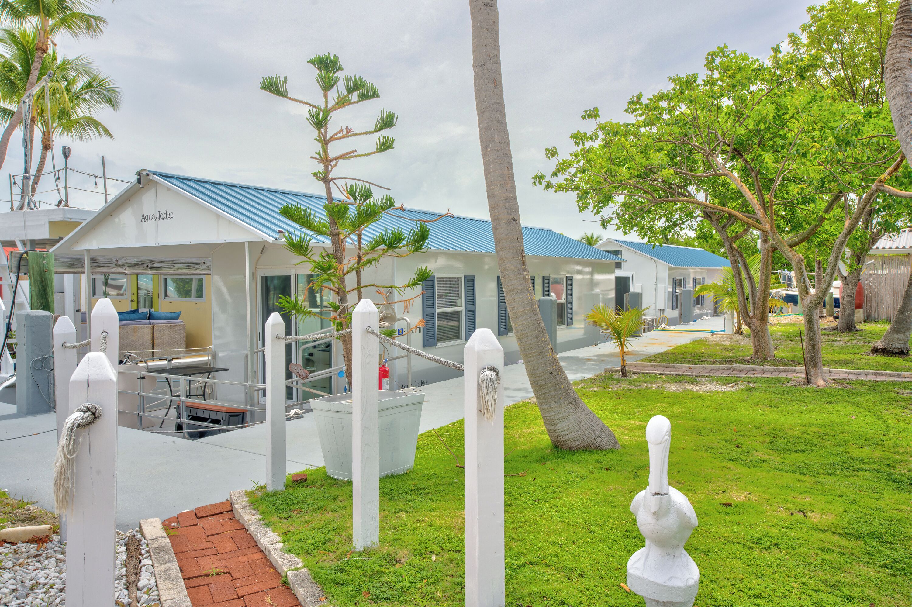 Deluxe Cabin, Lagoon View | Terrace/patio