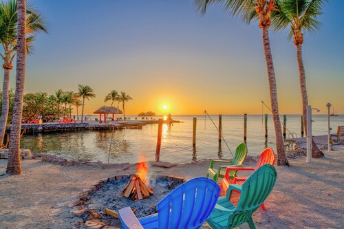 Aqua Lodges at 47th Street Gulfside