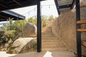 Exterior - Oeno Wine Lodge (Valle de Guadalupe)