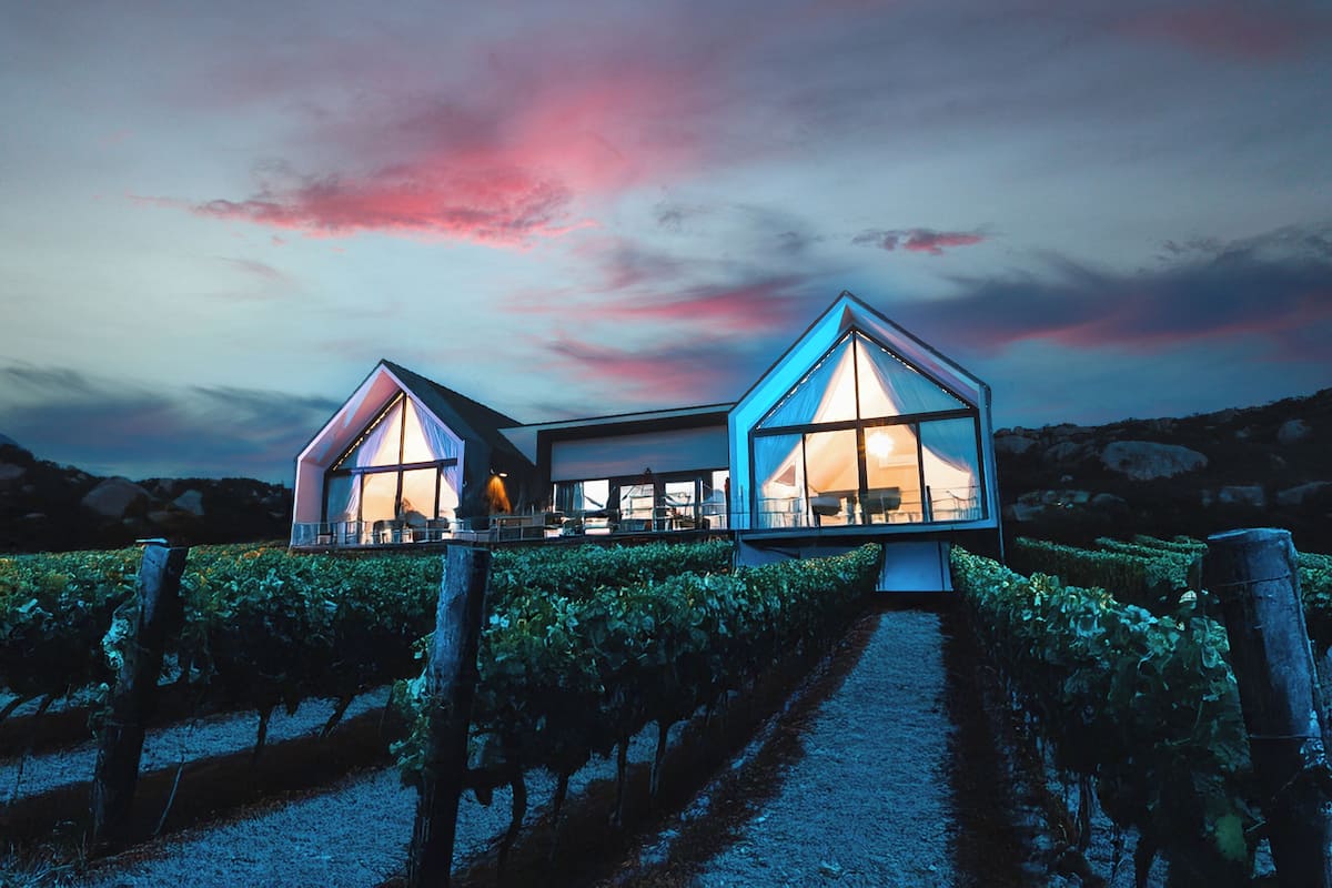 Deluxe Two Bedroom | In-room safe, iron/ironing board, free WiFi, bed sheets