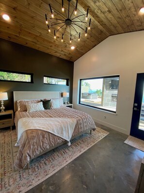 3 chambres, fer et planche à repasser, Wi-Fi gratuit, draps fournis