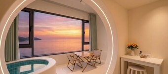 Xunliao Bay Yijing Holiday Sea-view Hotel