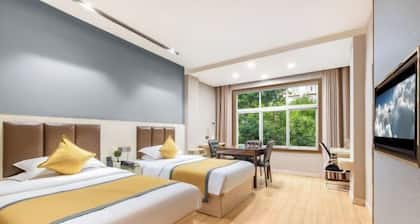 Fuyang Hengfeng Express Hotel (Jinhua Road)
