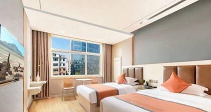 Fuyang Hengfeng Express Hotel (Jinhua Road)