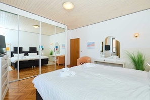 1 chambre, Wi-Fi gratuit, draps fournis