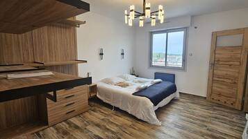 3 chambres, Wi-Fi, draps fournis