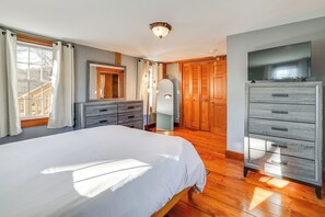 1 chambre, bureau, fer et planche à repasser, Wi-Fi