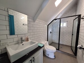 Hair dryer, towels, soap, toilet paper - Beach House with Pool (Bocas del Toro)
