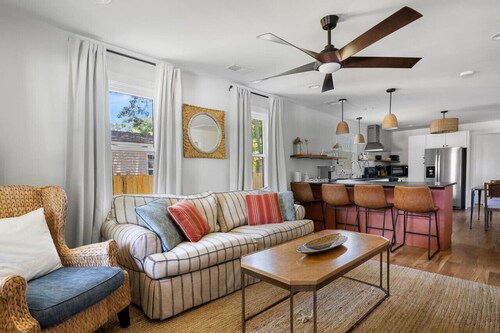 3 Bedroom - Close to Firefly & Park Circle!