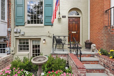 The Nostalgic of Old Town