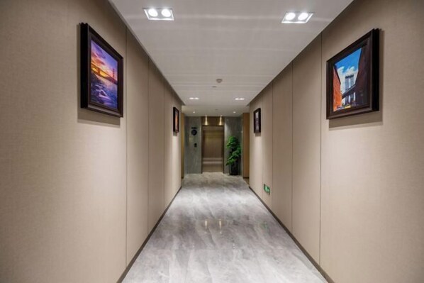 Interior - Super 8 Hotel (Beijing South Railway Station Majiapu subway station store) (Beijing)