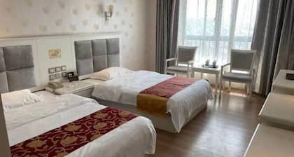 Yingjiang Fortune Theme Hotel