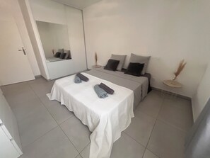 2 sovrum, resesäng, wi-fi och sängkläder