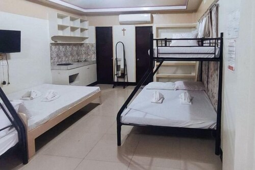 RedDoorz @ Isabelle Tourist Hotel Hinatuan