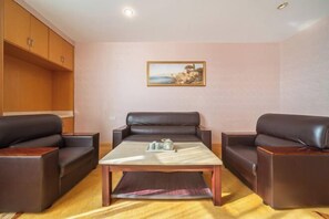 Room - Weina Hotel (Dongguan Longfeng Mountain Resort) (Dongguan)