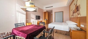 Weina Hotel (Dongguan Longfeng Mountain Resort)