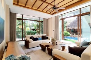 Cots/infant beds - Sanya Haitang Bay Island Villa (International Duty Free City Branch) (Sanya)