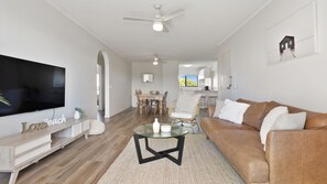 TV - Seaside Getaway on Kingscliff Beach (Kingscliff)