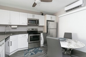 Private kitchen - ULTRA Modern Apt by the Beach (Hollywood)