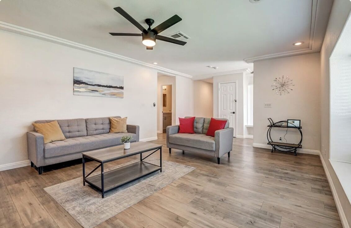 Charming 3-bedroom house with WiFi and AC in Las Vegas
