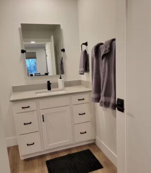 Shower, hair dryer, towels, soap - West Bay Views, Downtown TC (Traverse City)