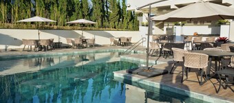 Bristol Villaggio Rosa Arujá