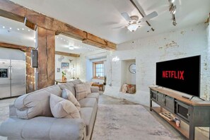 Televisie en een kantoor