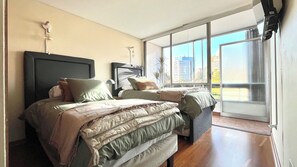 2 quartos, ferros/tábuas de passar roupa, Wi-Fi, roupa de cama