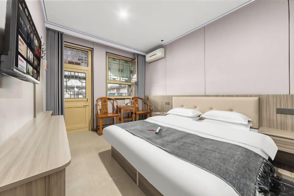 Quiet Enjoyment Cozy Double Bed Room