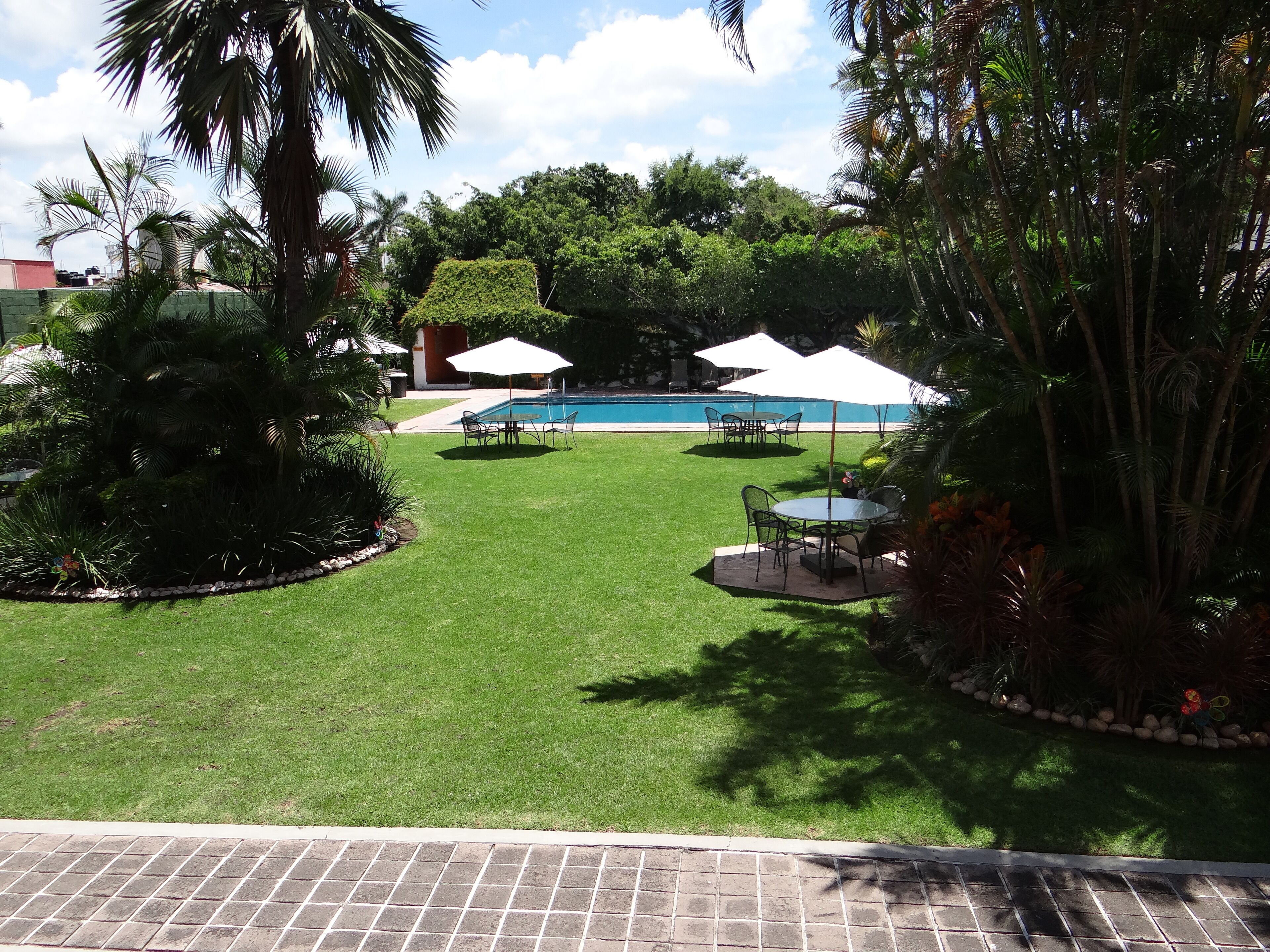 2 piscinas al aire libre