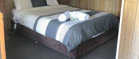 2 soverom, wi-fi og sengetøy