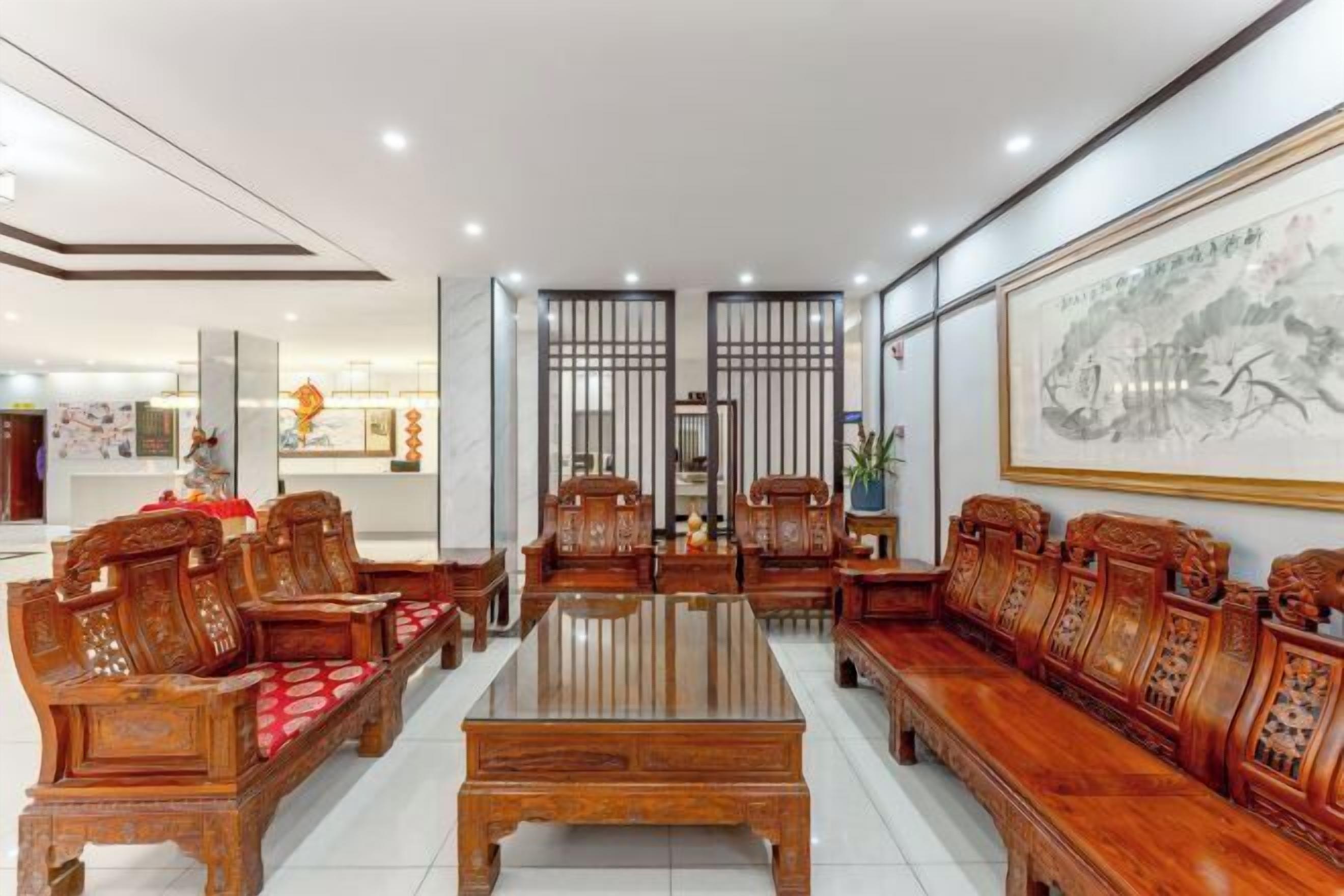 المنشأة من الخارج