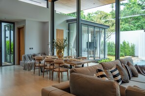 In-room dining - Botanica Foresta 4BR Villa by NLA (Thep Krasattri)